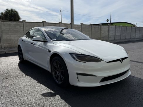 Used 2022 Tesla Model S image 6