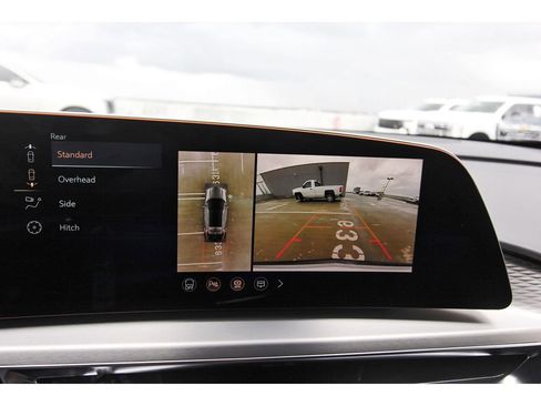 New 2026 Cadillac Lyriq Sport image 17