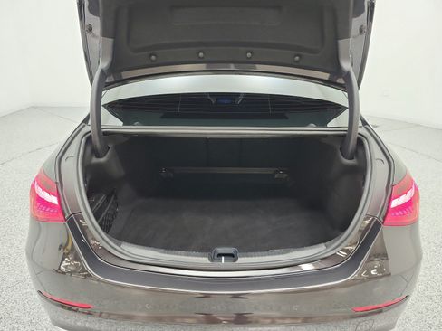 Used 2023 Mercedes-Benz C 300 Sedan image 18