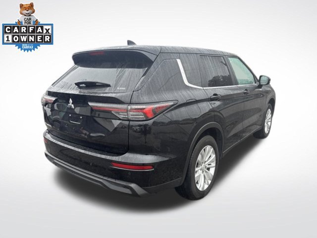 Used 2025 Mitsubishi Outlander ES AWD/4WD image 12