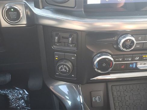 New 2023 Ford F150 Lariat w/ Equipment Group 502A High image 20