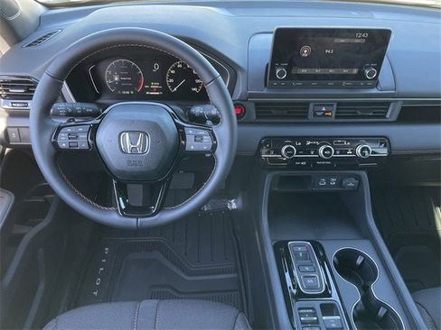 New 2025 Honda Pilot Sport image 12