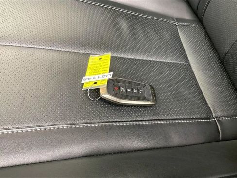 Certified 2025 INFINITI QX60 Luxe w/ Vision Package image 15