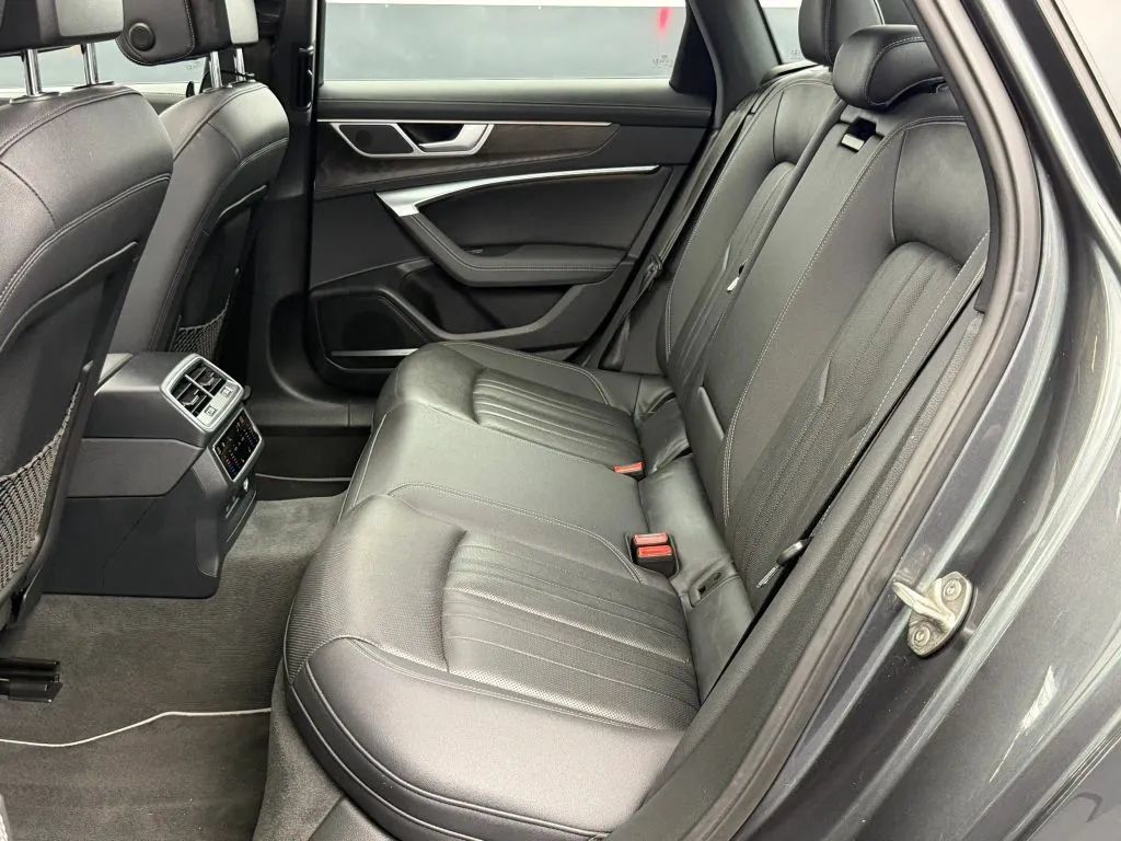 Used 2021 Audi A6 Premium Plus w/ Premium Plus Package AWD/4WD image 29
