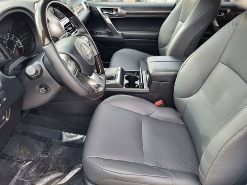 Used 2023 Lexus GX 460 Premium w/ Premium Package image 12