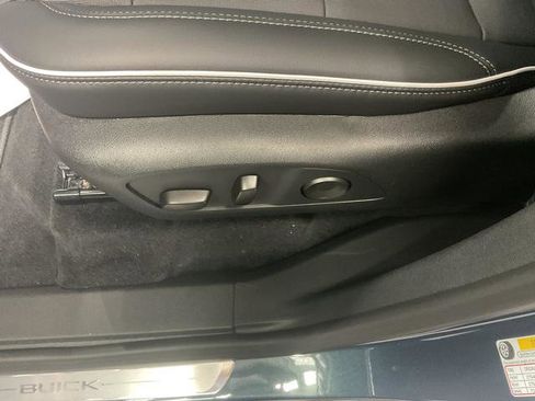 New 2026 Buick Enclave Preferred image 13