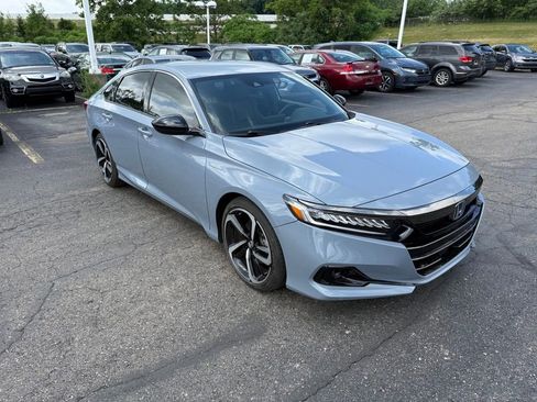 Used 2022 Honda Accord Sport image 4