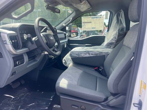 New 2026 Ford F350 XLT w/ FX4 Off-Road Package AWD/4WD image 7
