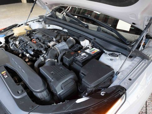 Used 2021 Kia K5 GT-Line image 32