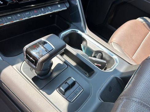 Used 2024 GMC Sierra 1500 Denali w/ Technology Package image 30