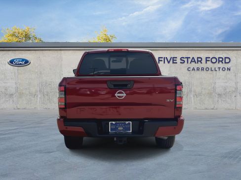 Used 2024 Nissan Frontier SV w/ SV Convenience Package RWD image 7
