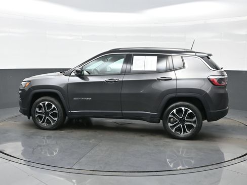 Used 2022 Jeep Compass Limited AWD/4WD image 4