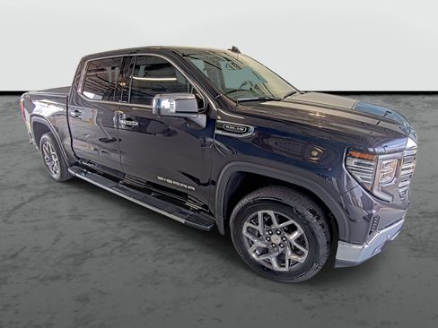 Used 2025 GMC Sierra 1500 SLT w/ SLT Premium Plus Package AWD/4WD image 5