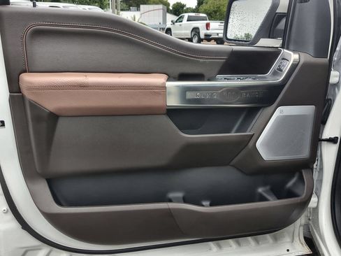 Used 2025 Ford F150 King Ranch AWD/4WD image 23