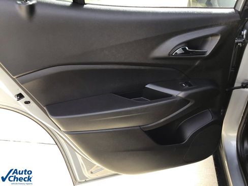 Used 2024 Chevrolet Trax LS w/ Driver Confidence Package image 14