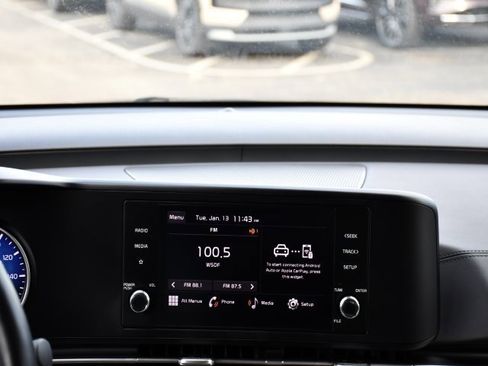 Used 2024 Kia Carnival LX image 25