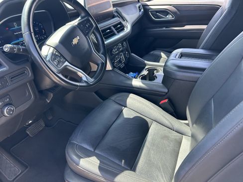 Used 2023 Chevrolet Suburban LT AWD/4WD image 13