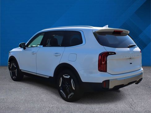 Used 2025 Kia Telluride S AWD/4WD image 7