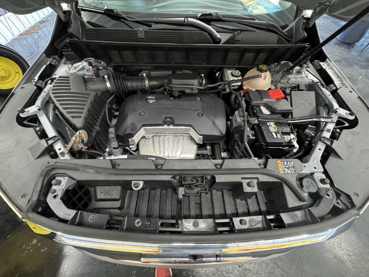 Used 2019 GMC Acadia SLE w/ LPO, Black Accent Package FWD image 40