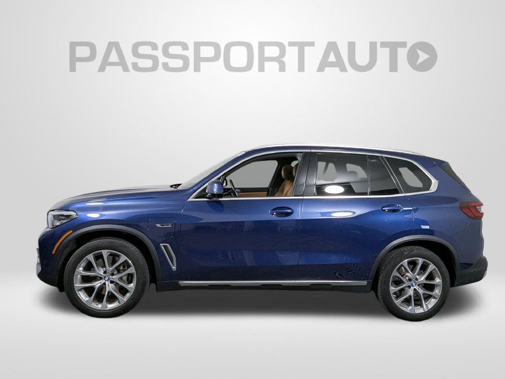 Certified 2023 BMW X5 xDrive45e w/ Climate Comfort Package AWD/4WD image 2