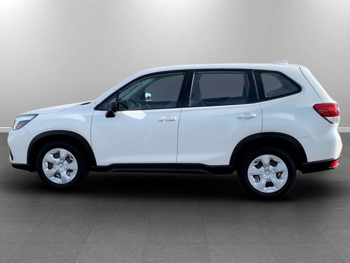 Used 2021 Subaru Forester Premium AWD/4WD image 4