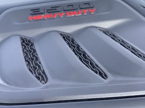 Used 2025 RAM 3500 Limited image 6