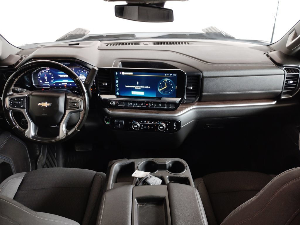 Used 2025 Chevrolet Silverado 2500 LT AWD/4WD image 37