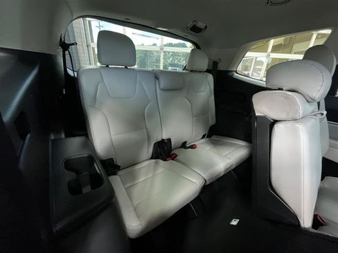 Used 2020 Kia Telluride EX w/ Towing Package FWD image 31