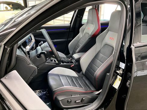 Used 2024 Volkswagen GTI SE image 28