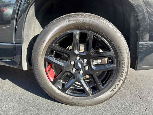 Used 2019 Chevrolet Traverse Premier w/ Redline Edition FWD image 16