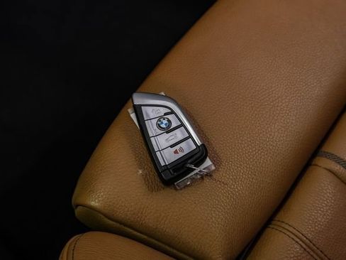 Used 2018 BMW 540i image 57