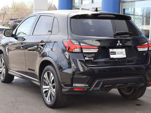 Used 2023 Mitsubishi Outlander Sport AWD image 3