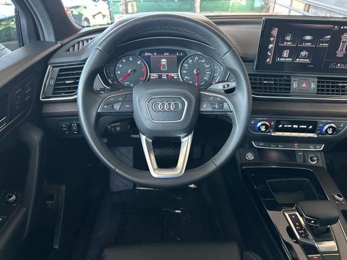 Used 2023 Audi Q5 2.0T Premium w/ Convenience Package AWD/4WD image 14