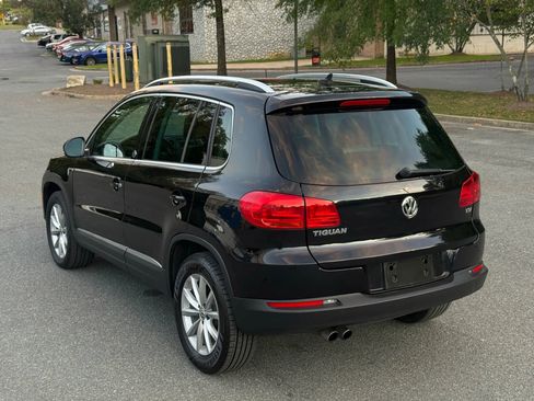 Used 2017 Volkswagen Tiguan Wolfsburg Edition image 6