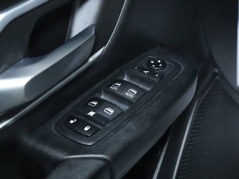 Used 2020 RAM 1500 Big Horn image 16