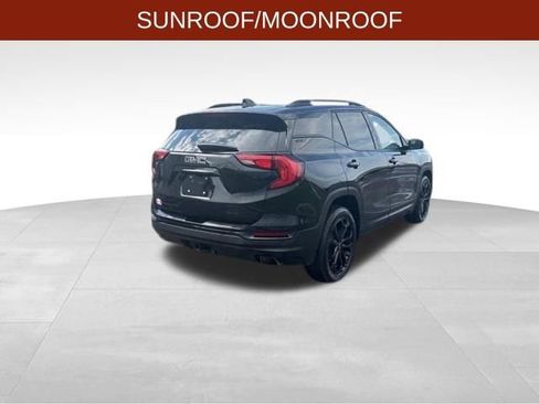 Used 2020 GMC Terrain SLT w/ Preferred Package image 7