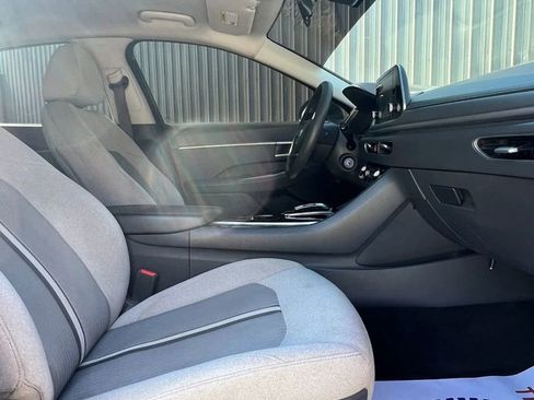 Used 2021 Hyundai Sonata SE FWD image 12