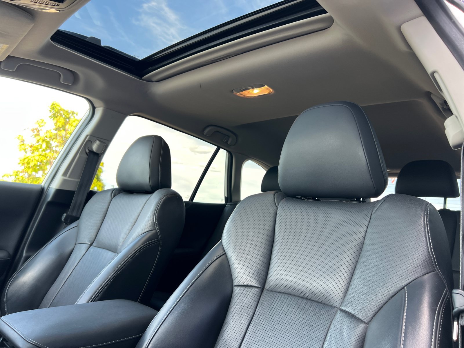 Used 2020 Subaru Outback Limited XT AWD/4WD image 14