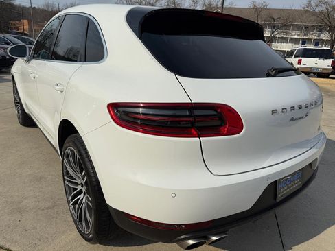 Used 2017 Porsche Macan S image 3