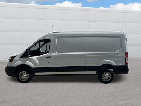 Used 2023 Ford Transit 250 Medium Roof AWD image 11
