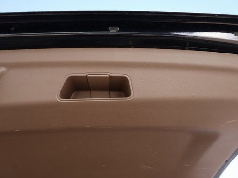 Used 2021 GMC Yukon Denali w/ Denali Premium Package image 26