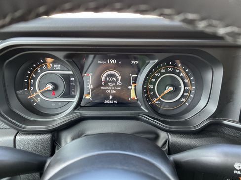 Used 2026 Jeep Gladiator Rubicon AWD/4WD image 14