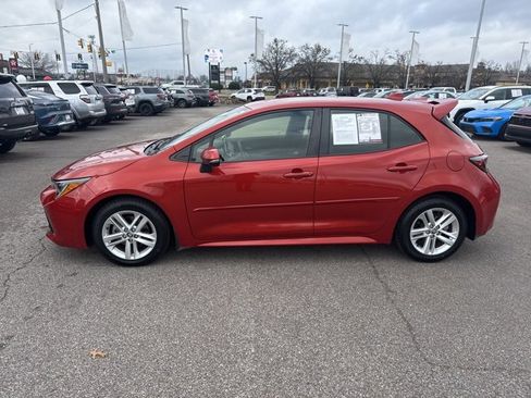 Used 2019 Toyota Corolla SE image 2