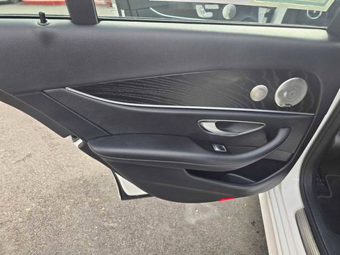 Used 2022 Mercedes-Benz E 350 Sedan image 20