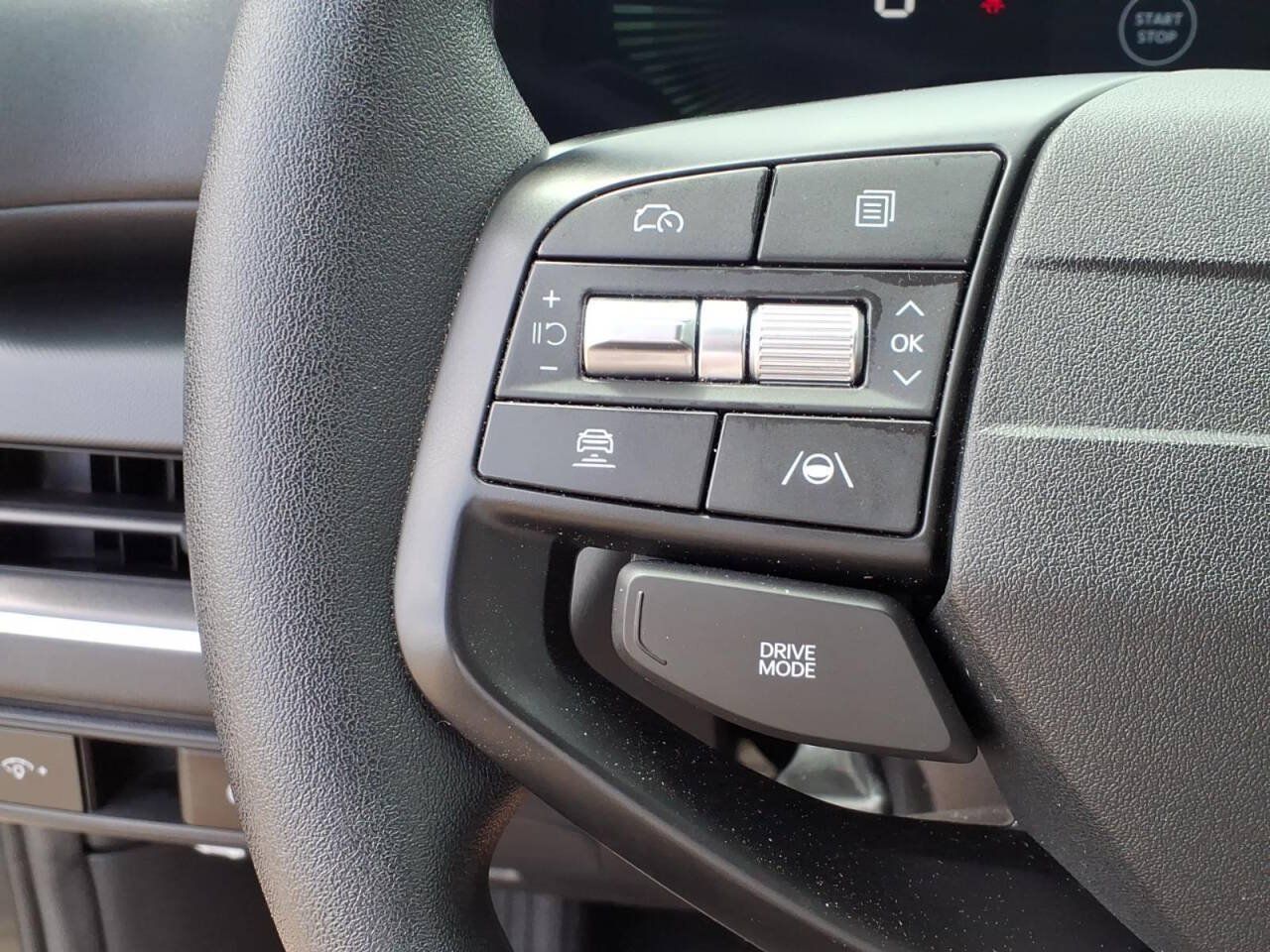 Used 2025 Kia K4 FWD image 16