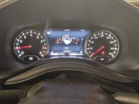 Used 2022 Jeep Renegade Altitude AWD/4WD image 23