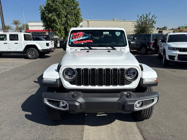 New 2026 Jeep Gladiator Sport AWD/4WD image 9