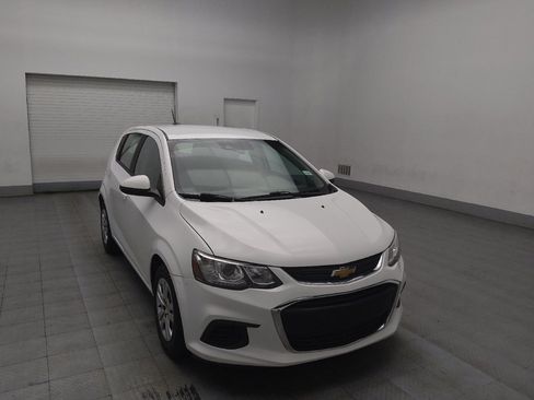 Used 2020 Chevrolet Sonic LT image 13