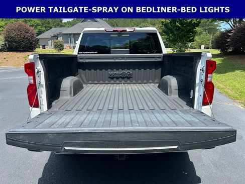 Used 2024 Chevrolet Silverado 1500 High Country AWD/4WD image 13