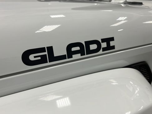 Used 2021 Jeep Gladiator Sport AWD/4WD image 37
